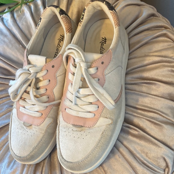 🎀 Madewell Court Sneakers - Cute and very confortable size 7.5 - Picture 2 of 6